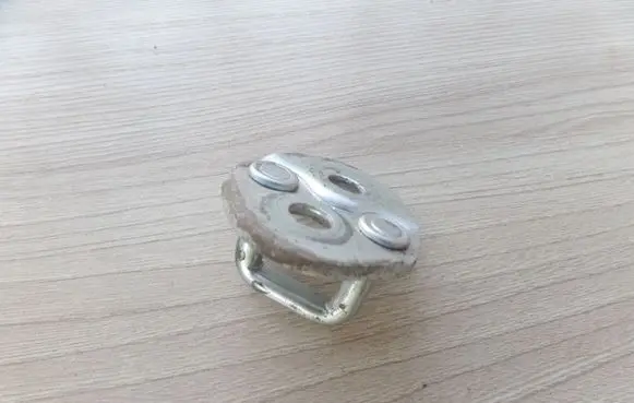 Hyundai i30 Front door lock loop/hook striker 