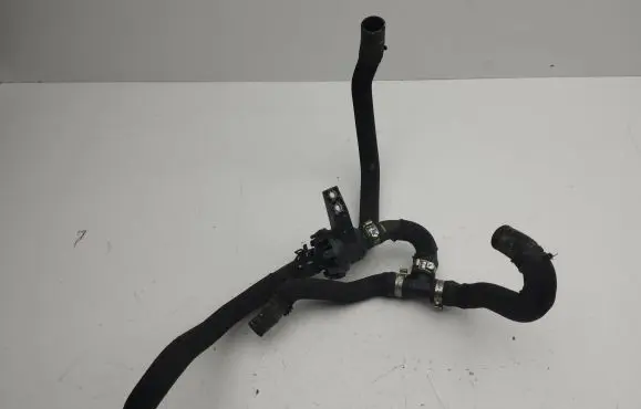 BMW i3 Engine coolant pipe/hose 8385235
