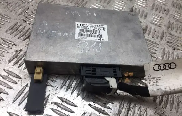 Audi A4 S4 B7 8E 8H Bluetooth control unit module 8P0862335A 5318