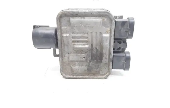 Volvo V60 Coolant fan relay 940011200