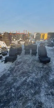 Seat set