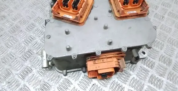 BMW i3 Voltage converter inverter 63945210 639452 8661000