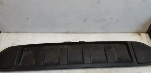 Radiator trim