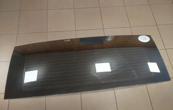 Mercedes-Benz Vito Viano W639 Rear windscreen/windshield window 43R000016