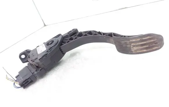 Volvo V70 Accelerator throttle pedal 6G929F836AD 6PV00922000