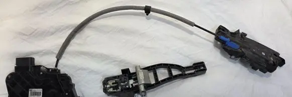 Ford Mondeo MK IV Front door lock 8M2AR21813CA