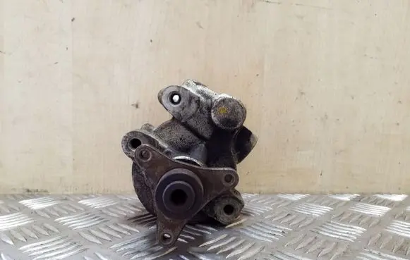 Renault Scenic I Power steering pump 26058572 7700417308 7700415198