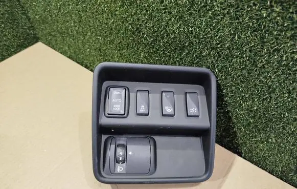 Renault Koleos II Multifunctional control switch/knob 684923438R