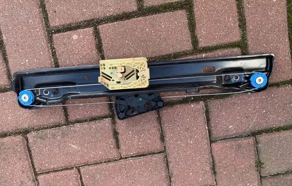 Alfa Romeo Stelvio Rear window lifting mechanism without motor P170705 125624