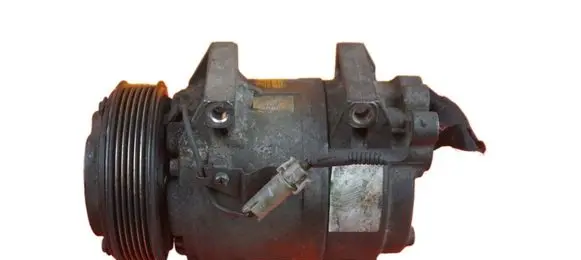 Volvo XC90 Air conditioning (A/C) compressor (pump) 8708581 D5244T4