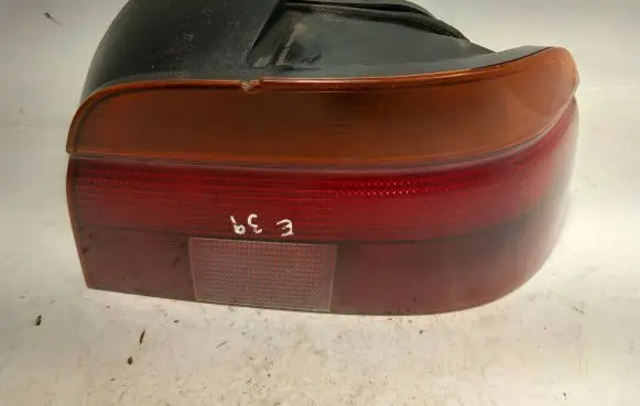 BMW 5 E39 Rear/tail lights 8358032