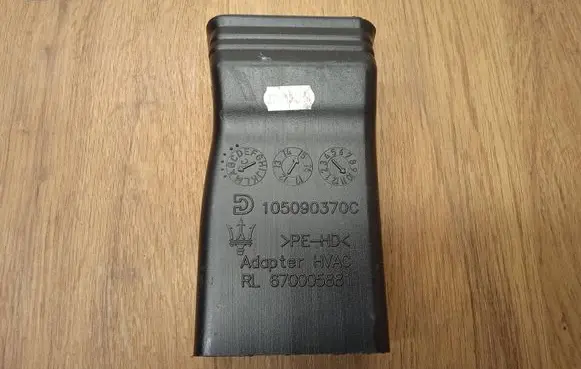 Maserati Ghibli Other interior part 105090370C RL670005881