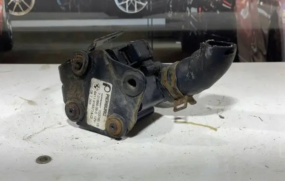 BMW 7 F01 F02 F03 F04 Electric auxiliary coolant/water pump 9183714