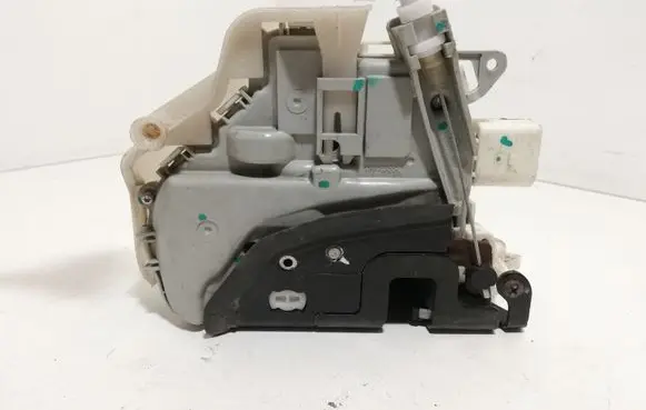 Audi A4 S4 B8 8K Front door lock 8J1837015C