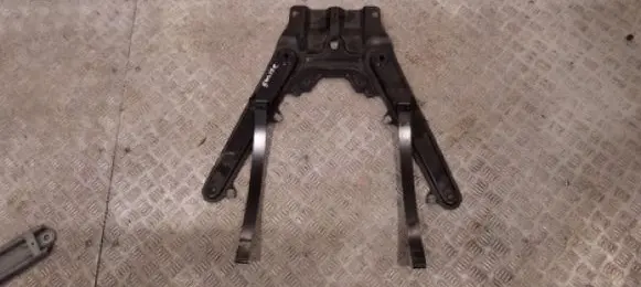 BMW 3 G20 G21 Bumper support mounting bracket corner 
