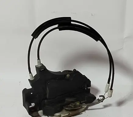 Mitsubishi Colt Rear door lock 05270