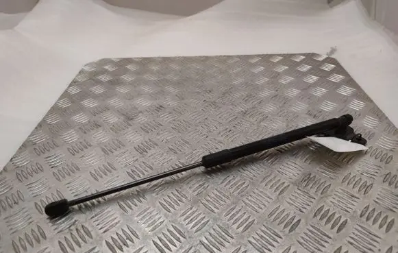 Audi A1 Tailgate/trunk strut/damper 82A827552 82A827603