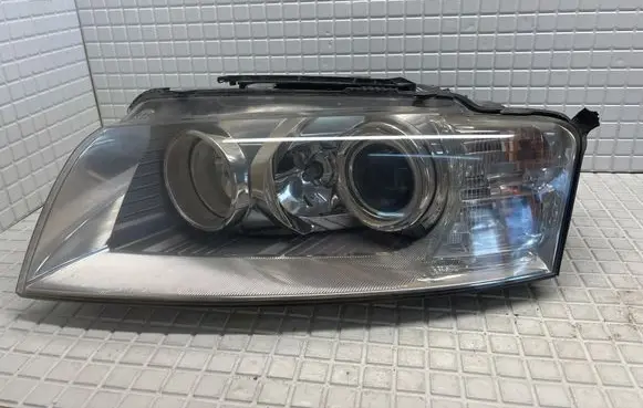 Audi A8 S8 D3 4E Headlight/headlamp 15815300