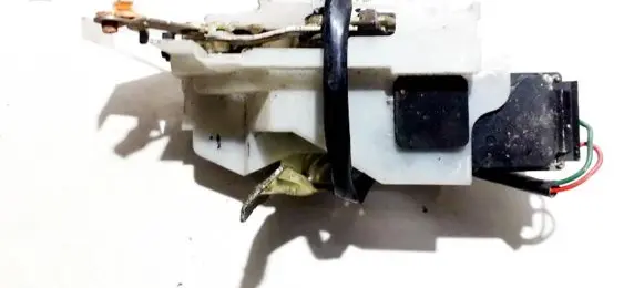 Mazda 323 F Rear door lock