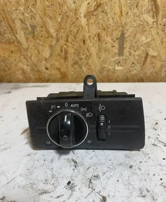 Mercedes-Benz E W211 Light switch 2115450904 04056043