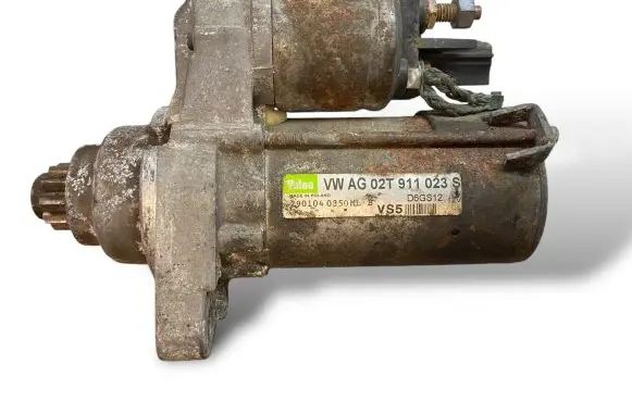 Volkswagen Polo IV 9N3 Starter motor 02T911023S