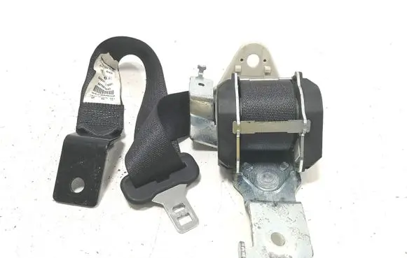 Dodge Journey Third row seat belt 607041664D 045531 608163100A
