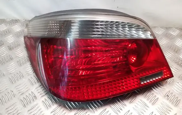 BMW 5 E60 E61 Rear/tail lights 6910767