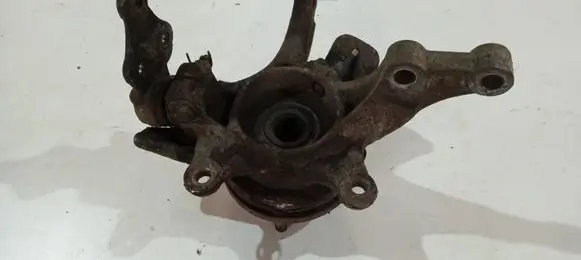 KIA Carens III Front wheel hub