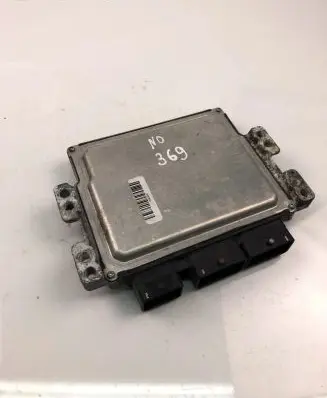 Renault Megane III Engine control unit/module ECU 237100121R 237100425R