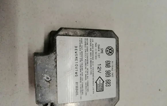 Volkswagen Golf III Airbag control unit/module 6N0909603