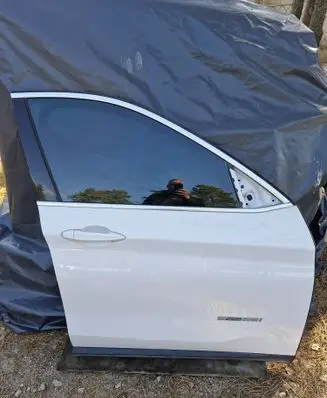 BMW X1 F48 F49 Front door 41007414370 7414370