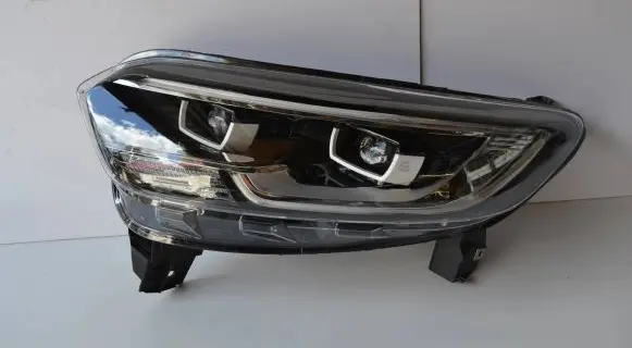 Renault Kadjar Headlight/headlamp 260604984R