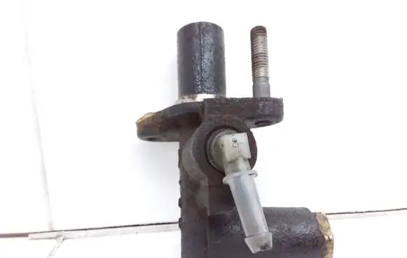 Mazda Premacy Clutch master cylinder
