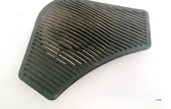 Side speaker trim/cover