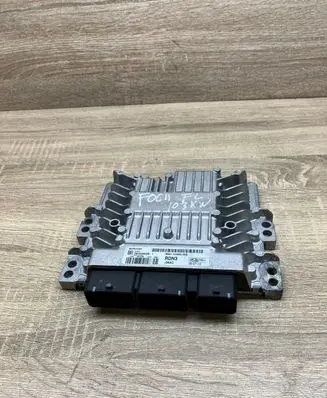 Ford Focus Engine control unit/module 6M5112A650AKB 5WS40832BT