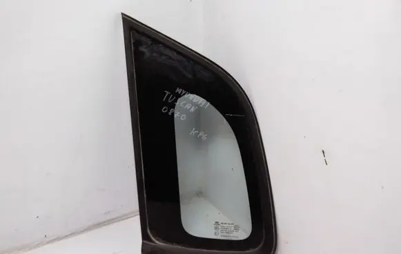 Hyundai Tucson JM Rear side window