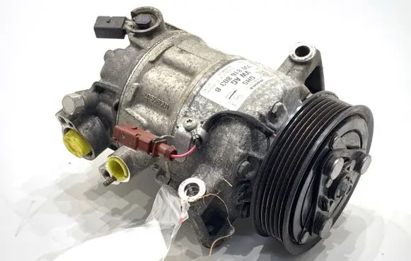 Skoda Octavia Mk4 Air conditioning (A/C) compressor (pump) 3Q0816803B