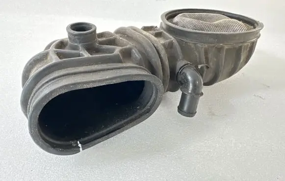 Audi A6 S6 C4 4A Air intake duct part 054133357B