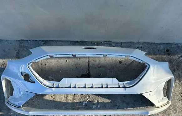 Ford Focus Front bumper