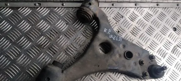 Mercedes-Benz B W245 Front lower control arm/wishbone