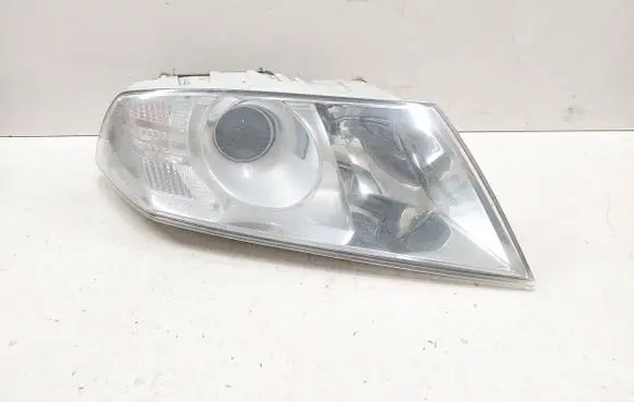 Skoda Octavia Mk2 (1Z) Headlight/headlamp VP4SHX13K046AA E8203577 E8203578