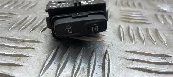 Central locking switch button