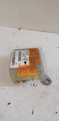Nissan Primera Airbag control unit/module 98820AV200 0285001420
