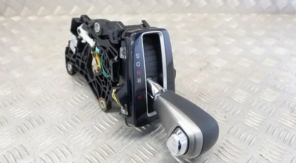 Honda CR-V Gear shifter/selector T1GN910 0241T1GN910