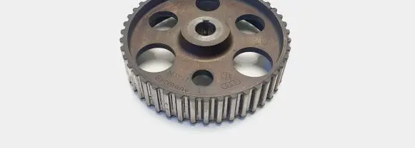 Volkswagen PASSAT B5 Fuel pump gear (pulley) 028130111A