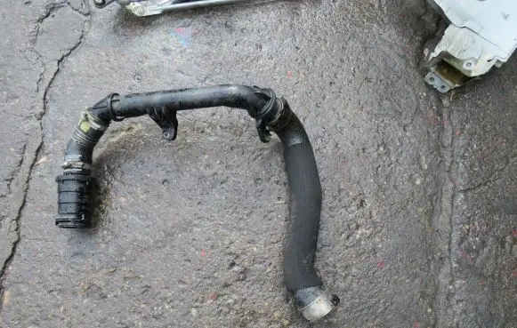 Nissan Qashqai Intercooler hose/pipe 144604EB1A