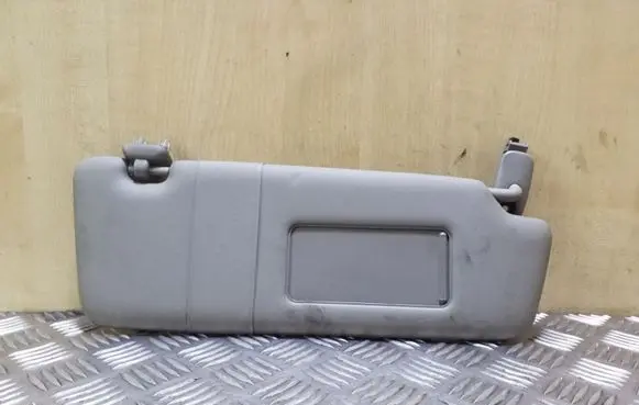 Audi A4 S4 B6 8E 8H Sun visor 8E0857552