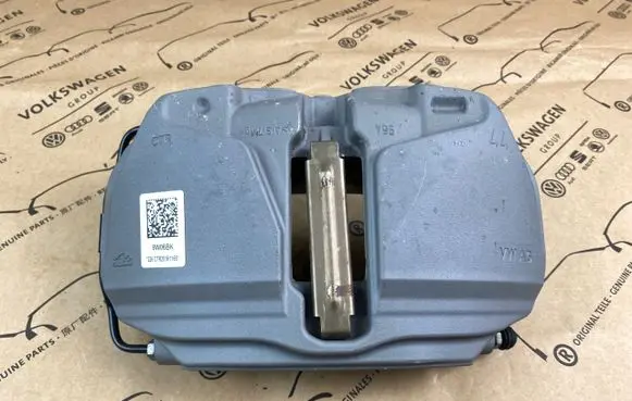Audi A4 S4 B9 Front brake caliper 8W06BK