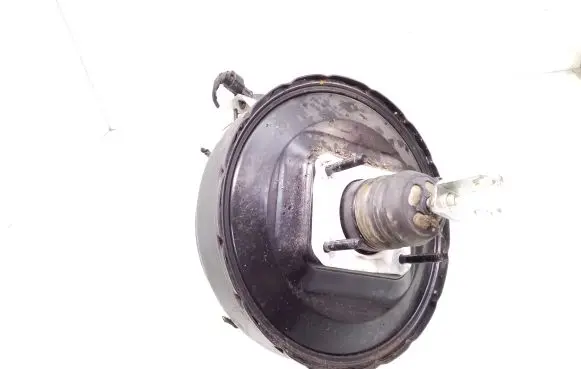 KIA Carens II Brake booster 585001D100 591101D600