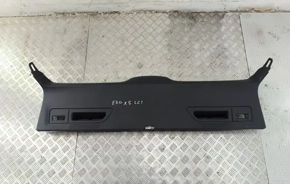 BMW X5 E70 Tailgate trim 7149636